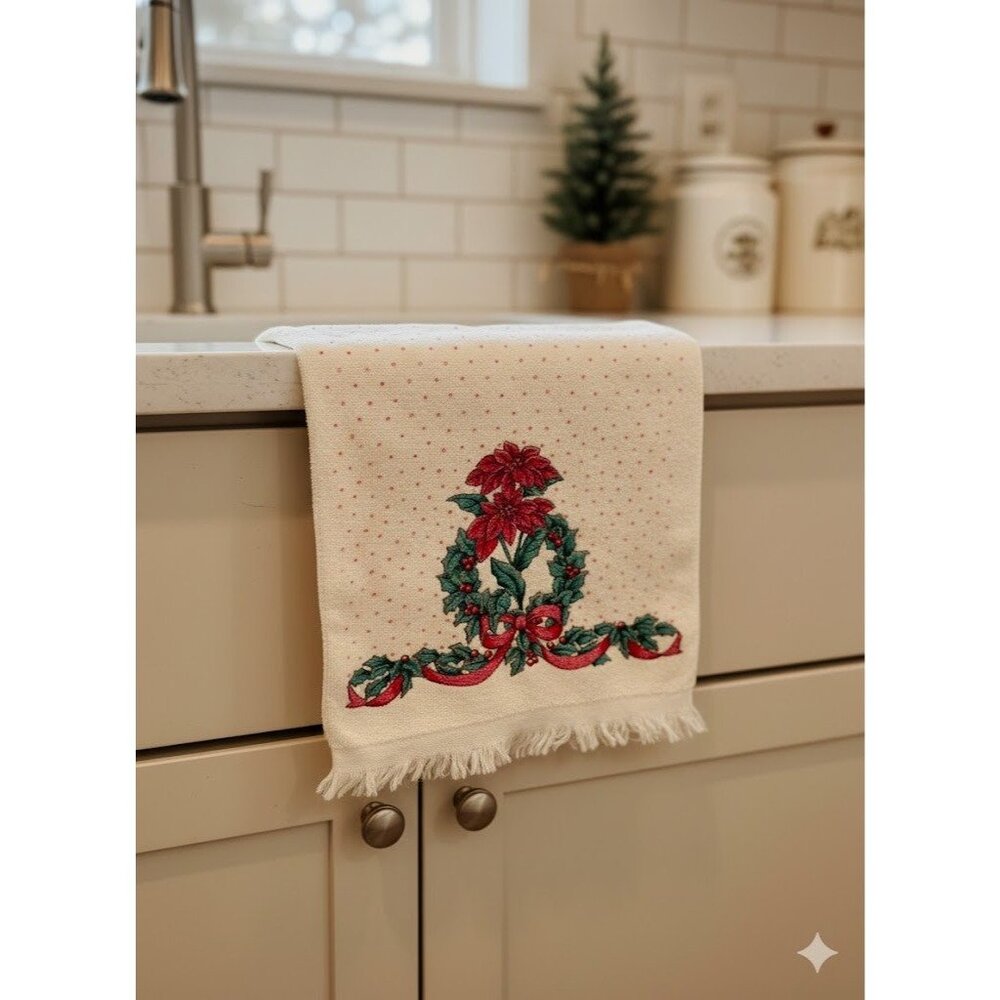 VTG Royal Terry B&D Christmas Hand Towel Poinsettia Wreath Pink Dot Fringe MCM